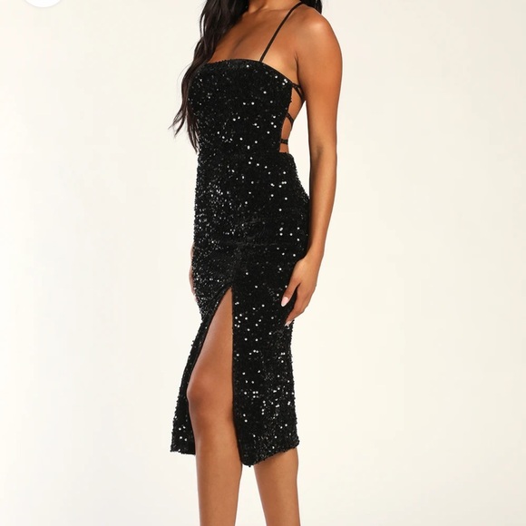 NEW YEARS EVE DRESS - Black sequin dress with corset style back. - Picture 10 of 10